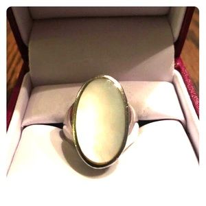 Stamped sterling silver ring.Mother of pearl stone